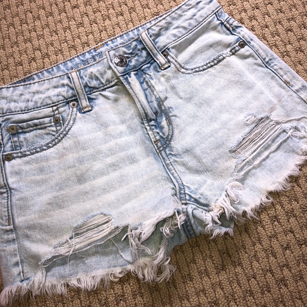 American eagle distressed shorts